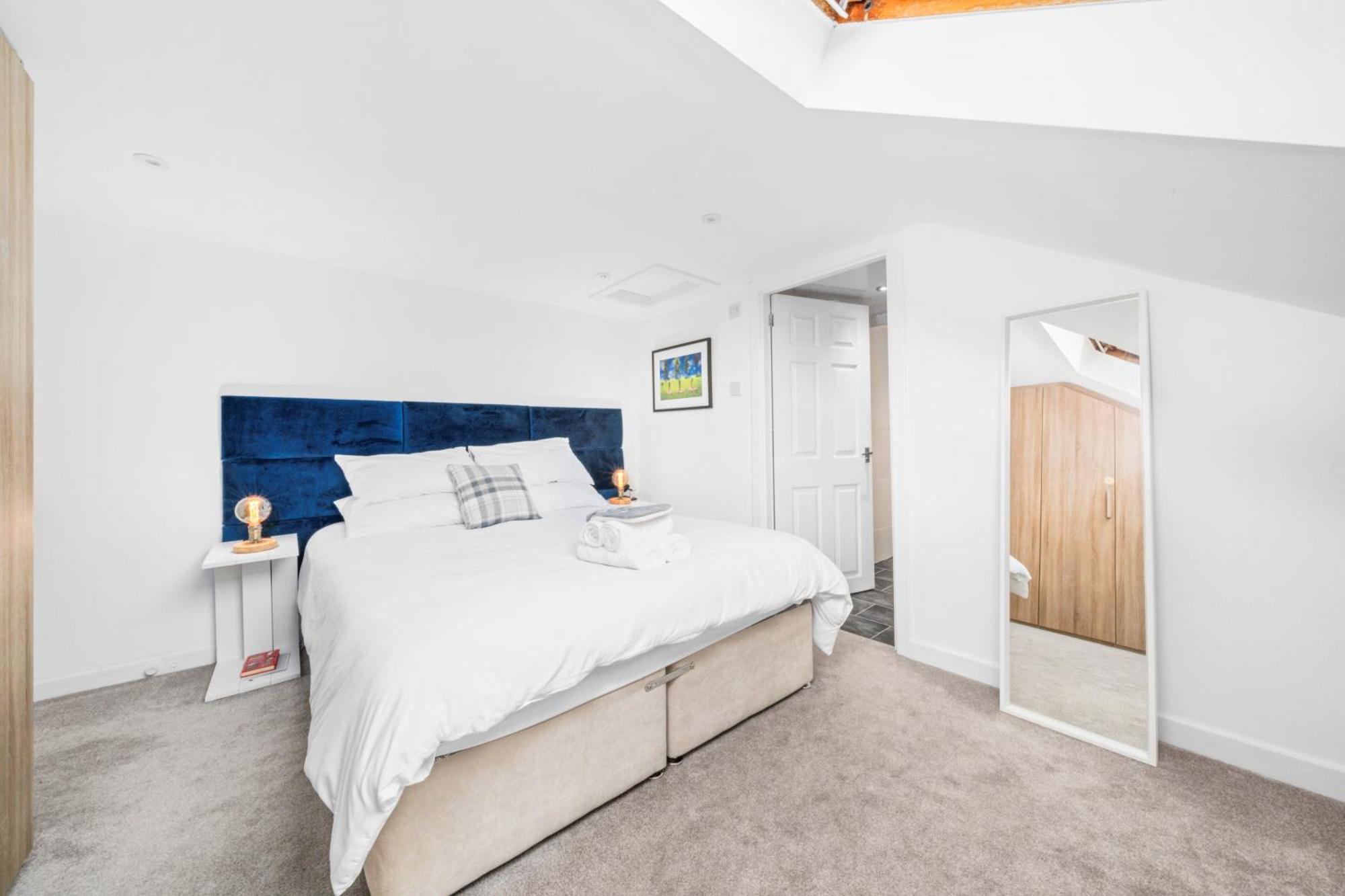 Perfect Location For And Golfing Apartment *
